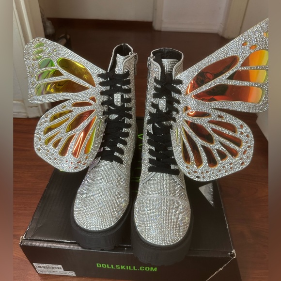 CLUB EXX X DollsKill Silver Rhinestones Metamorphic Butterfly Combat Boot NIB 7 - Picture 1 of 16